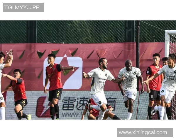 武汉篮球队在世锦赛积分榜上以69分高居首位展现强劲实力 武汉篮球队在世锦赛积分榜上以69分高居首位展现强劲实力