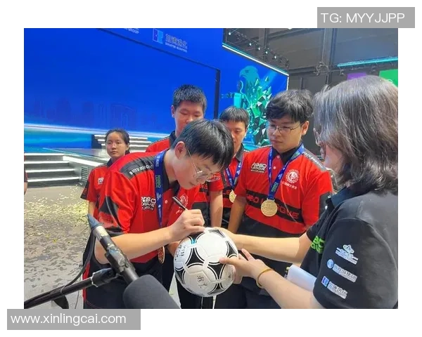 足球团队协作实力大比拼上海足球队荣获第四名佳绩 足球团队协作实力大比拼上海足球队荣获第四名佳绩